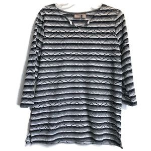 Chico’s Shirt Navy/Blue White Blouse Striped Open weave Size 1 Small